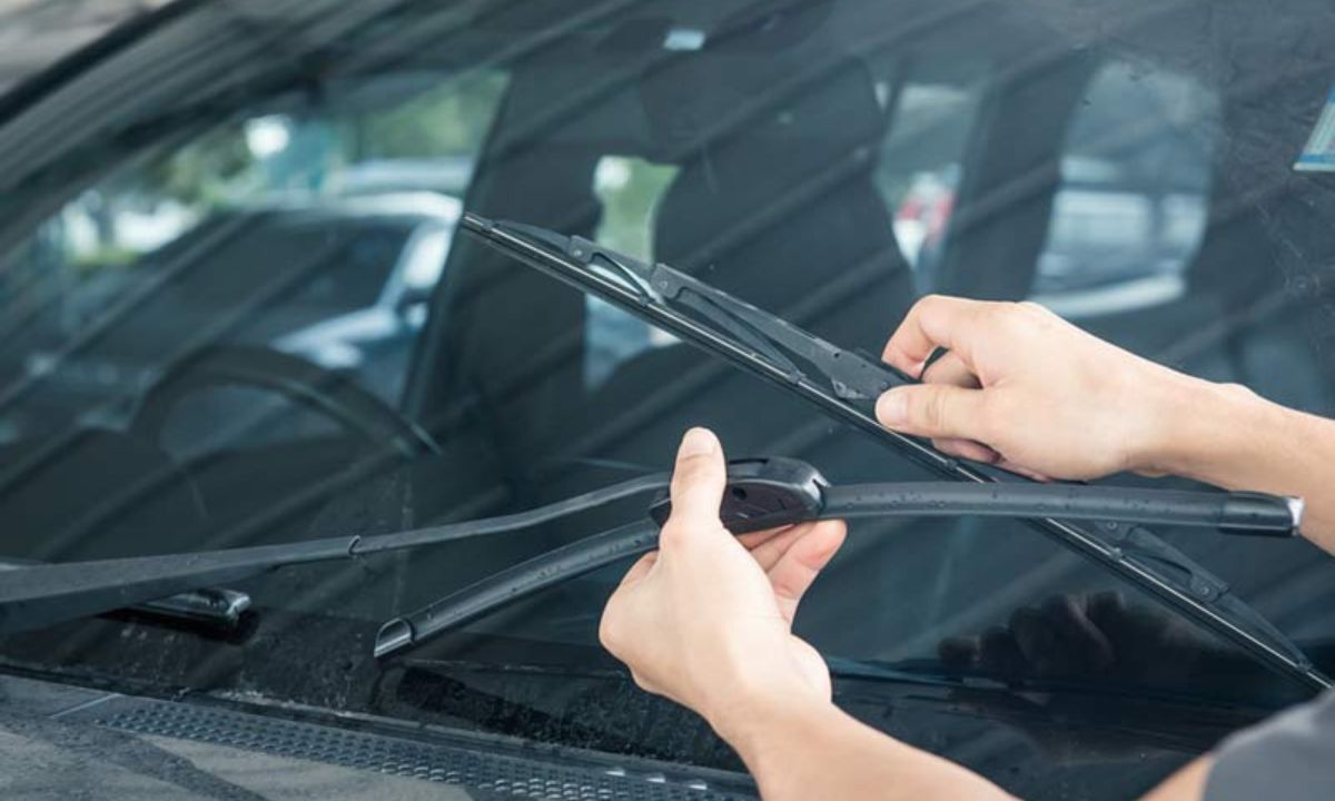 types of windshield problems